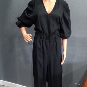 TEREA Brooklyn Pleated Power Shoulder Black Jumpsuit Size L
